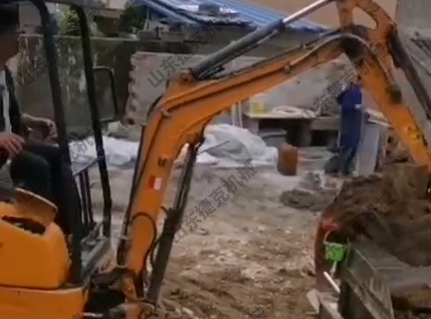 轮式挖掘机施工案例